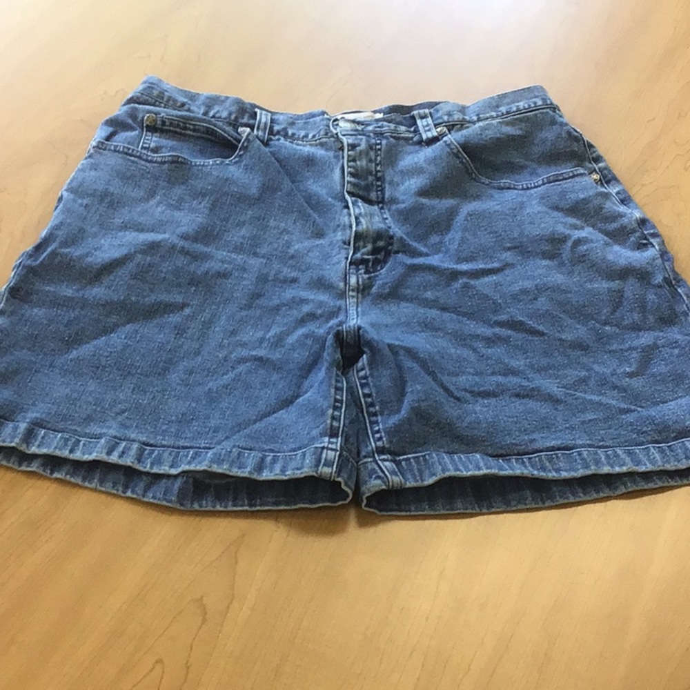 Vintage High Waisted Denim CHEROKEE Shorts - Picture 3 of 8